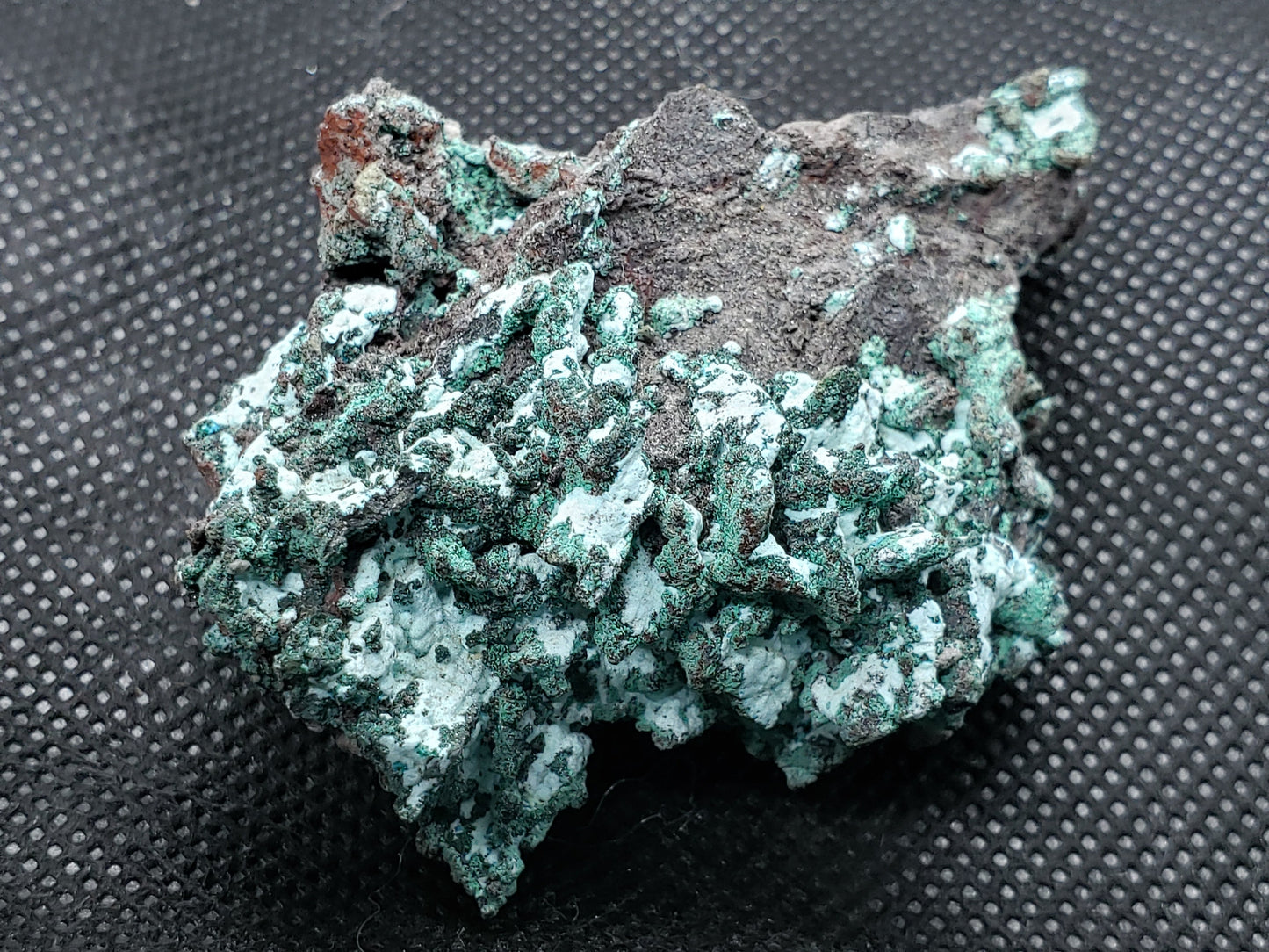 Serpierite Devilline on Enargite