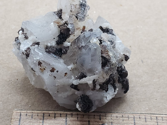 Hubeite with Quartz