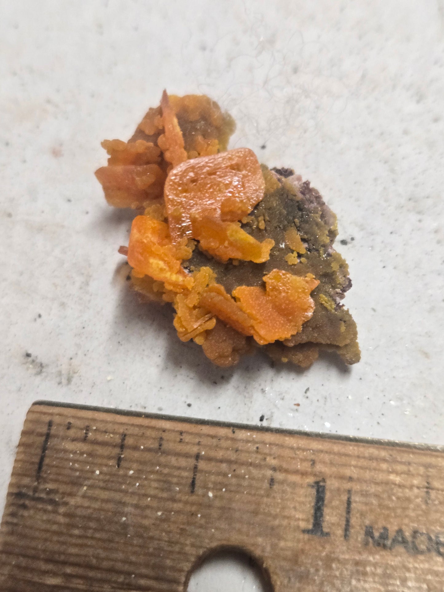 Wulfenite with mimetite