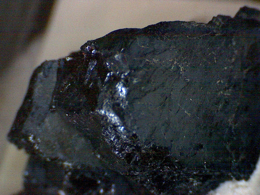 Aenigmatite