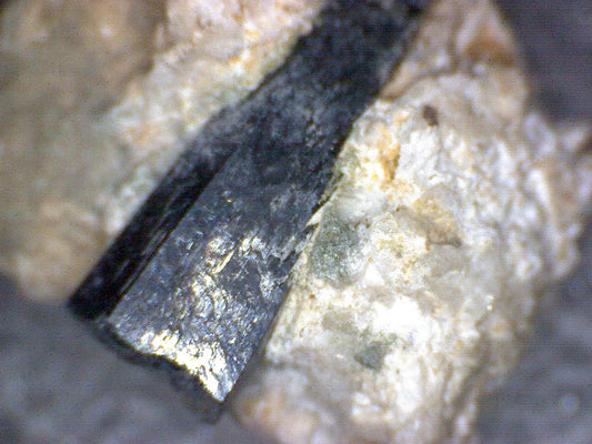 Fluororichterite