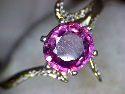 Tri-Deco Color- Change Garnet Ring