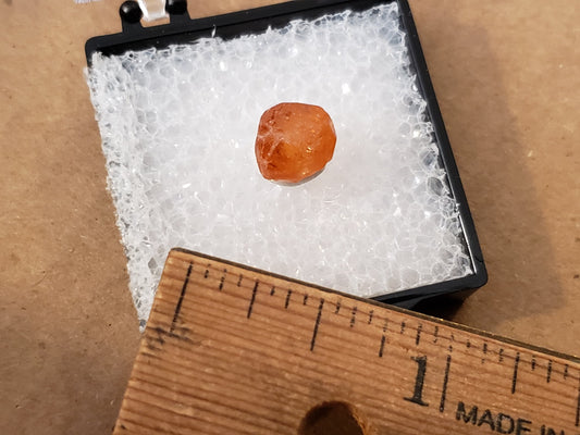 Orange Spessartite specimen