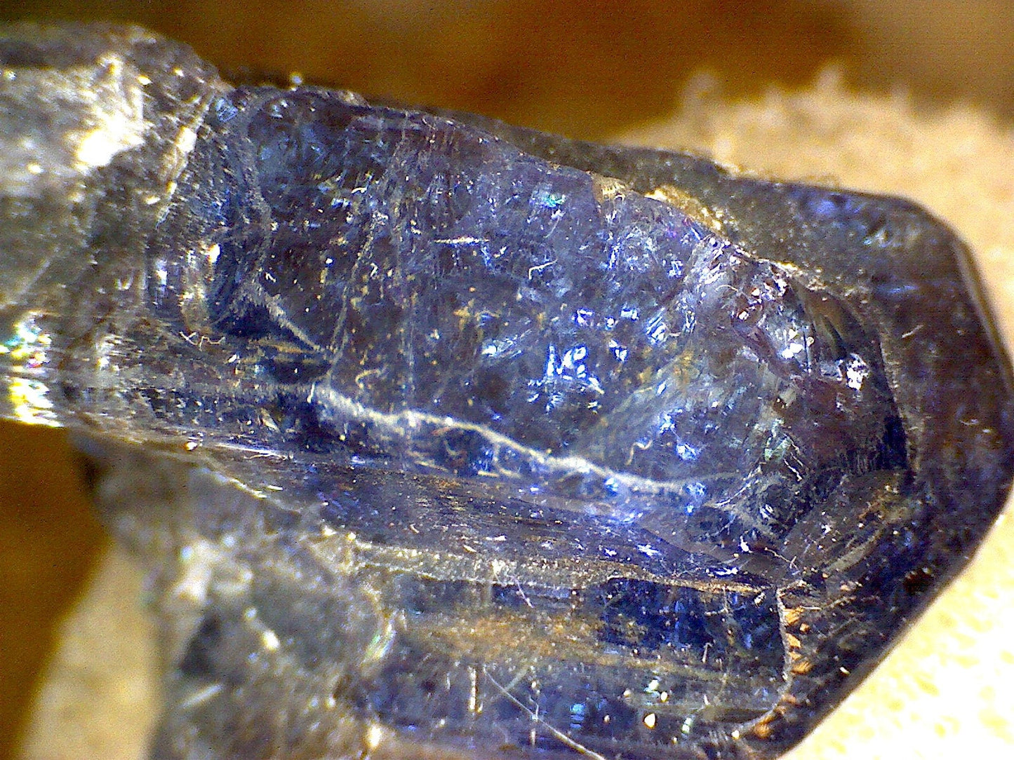 Twinned Tanzanite crystal