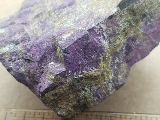 Purpurite specimen