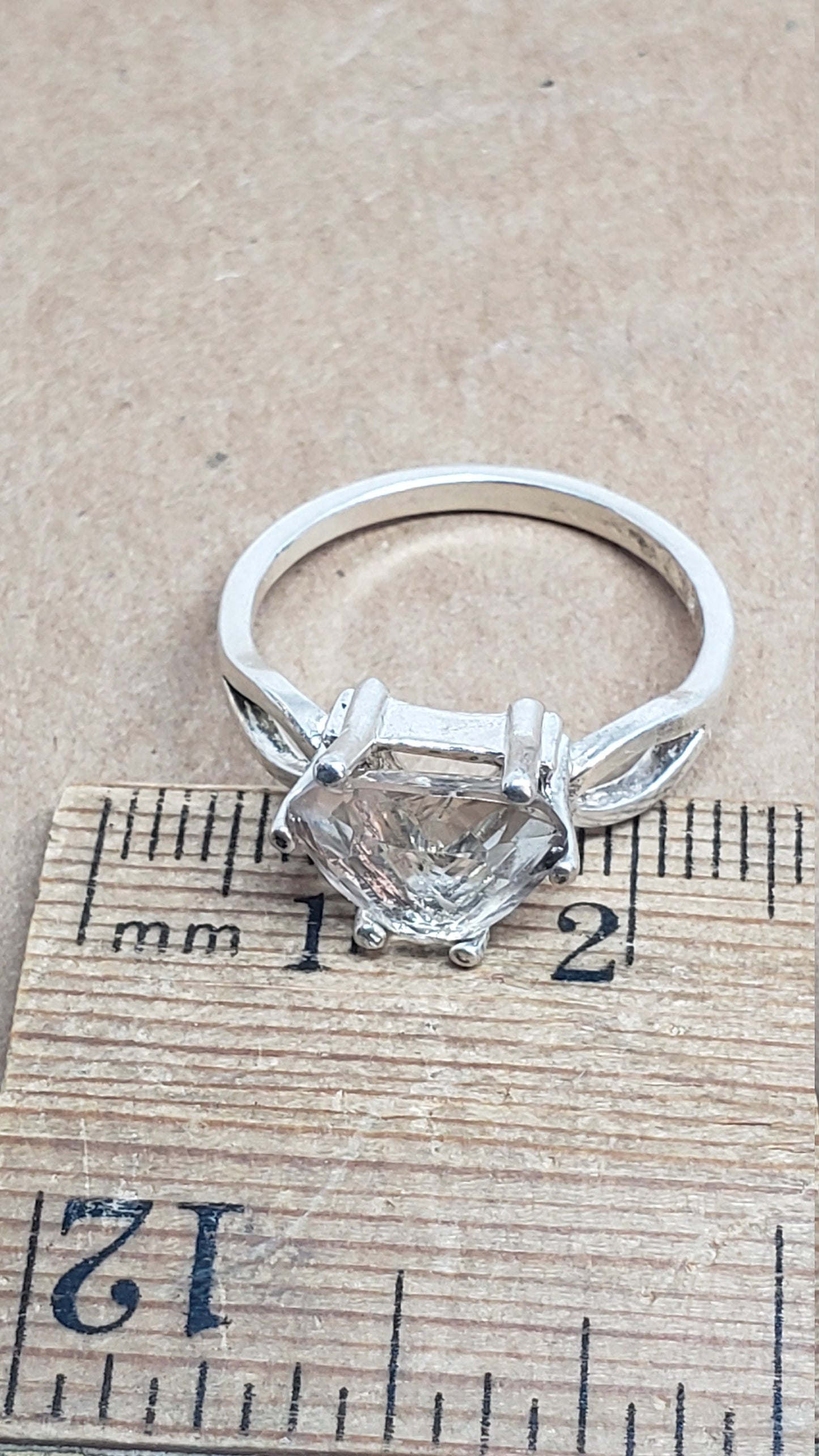 Petalite Trillion Ring