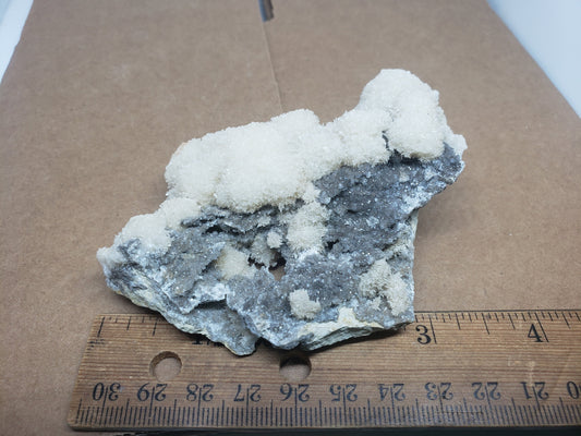 Strontianite specimen