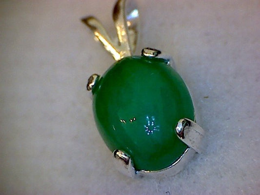 Chrysoprase Cabochon Pendant