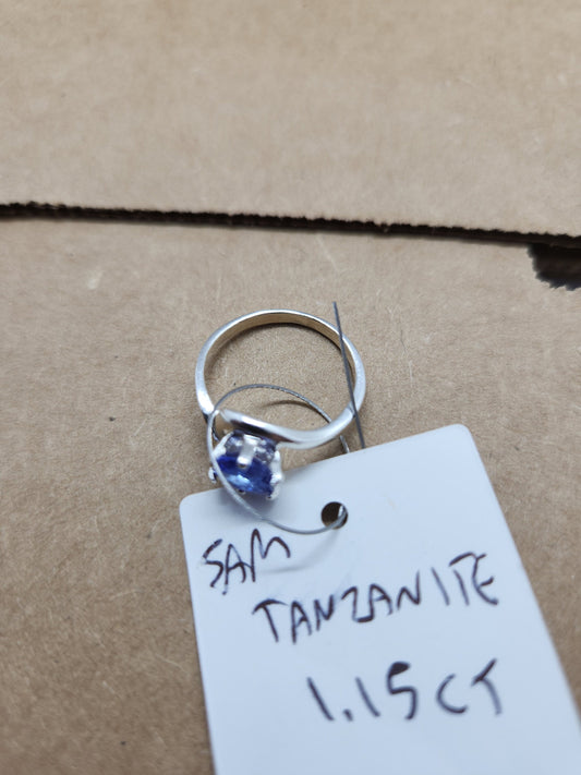 Tanzanite Crescent Ring