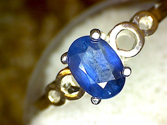 Blue Sapphire Loop Shank Ring