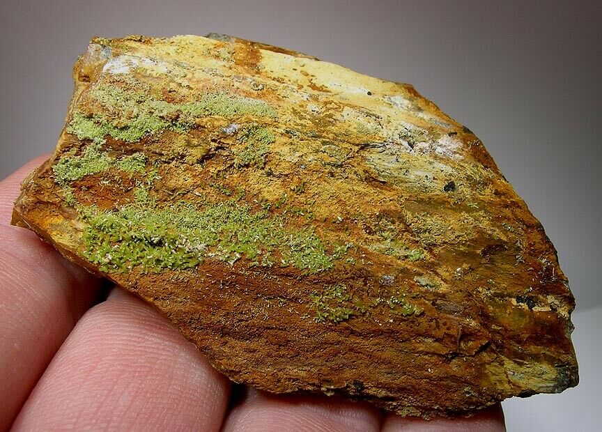 Pyromorphite specimen